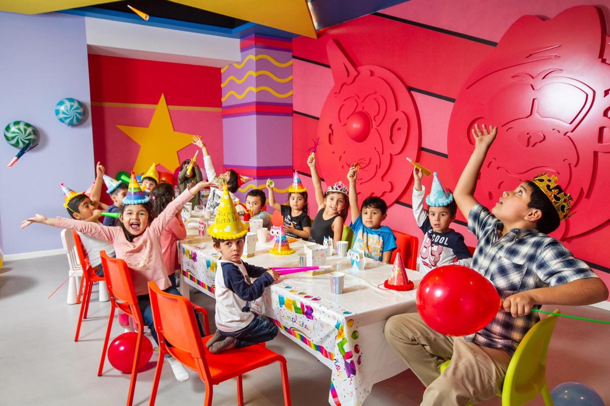Antay Hotel & Spa Arica Esterno foto Birthday party at Legoland Dubai
