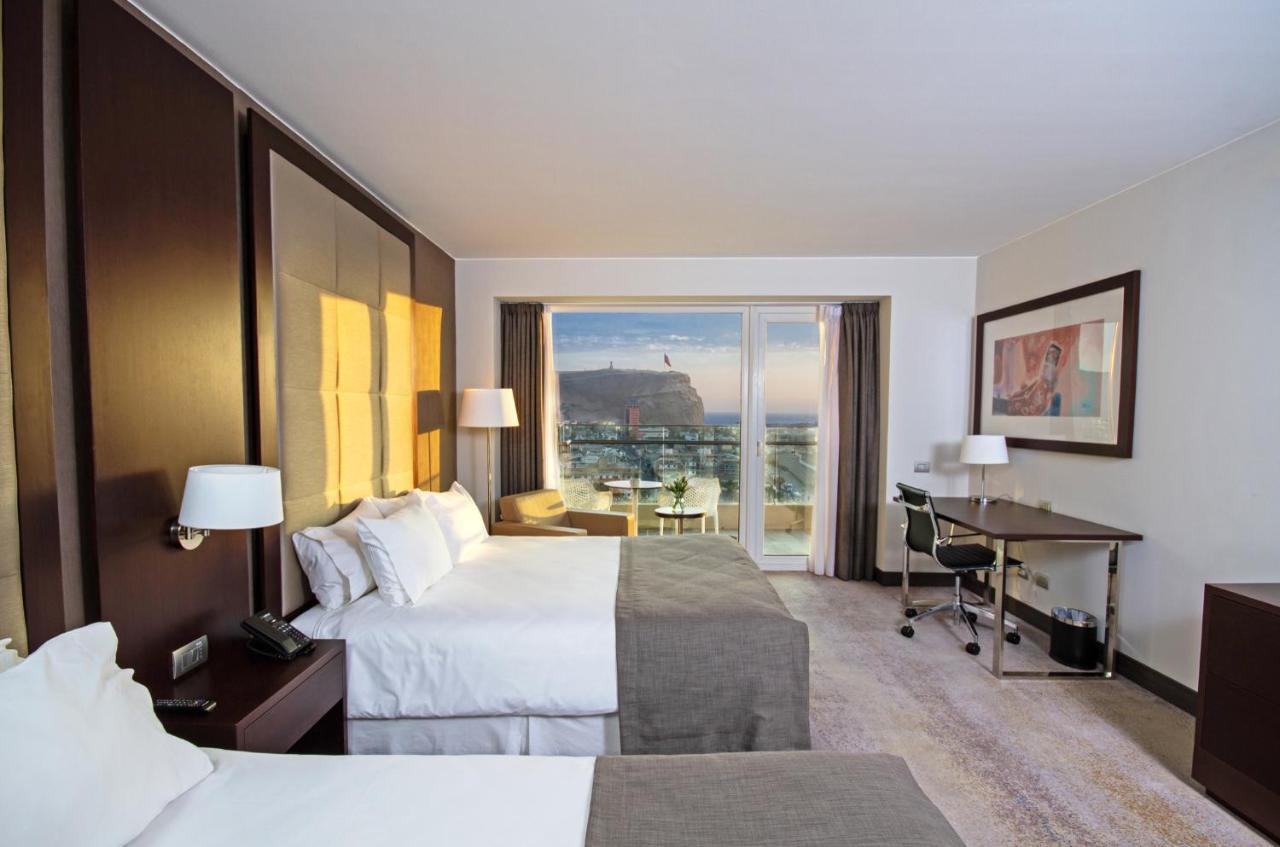 Antay Hotel & Spa Arica Esterno foto A room at the Sheraton Cape Town Hotel